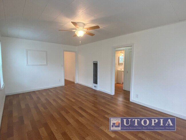 Foto del edificio - 316 Clinton St