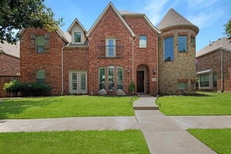 Building Photo - 2663 Clearfield Ln