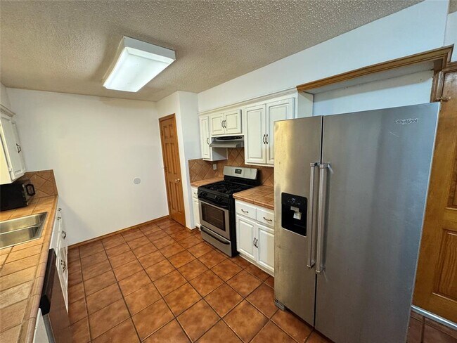 Foto del edificio - 5914 Wagon Bend