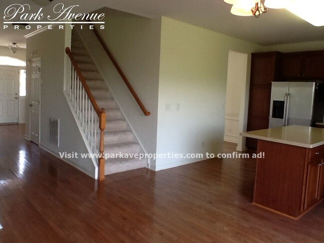 Building Photo - 541 Redford Place Dr