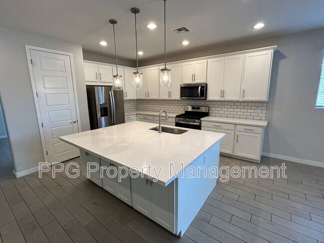 Foto del edificio - 2964 N 197th Ave