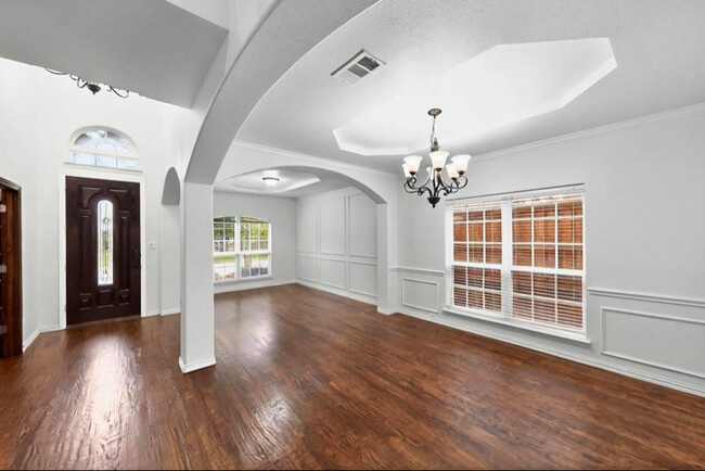 Building Photo - 3195 Izabella Ct