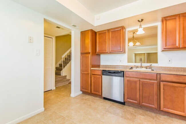Building Photo - Your Dream Home in Virginia Beach Awaits!