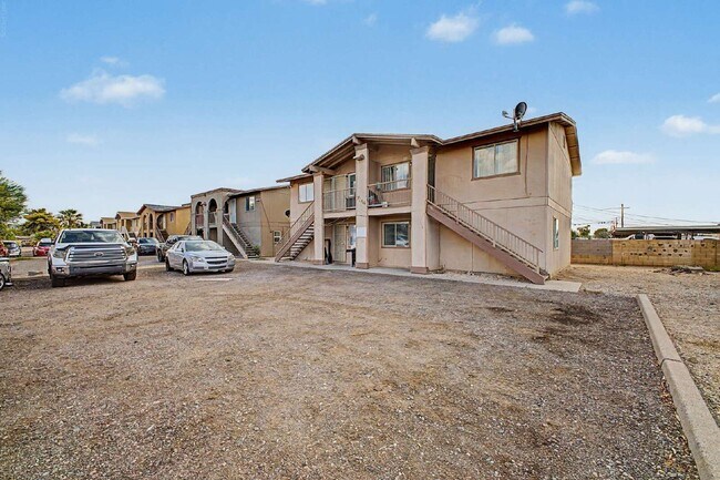 Building Photo - 7144 N 66th Dr