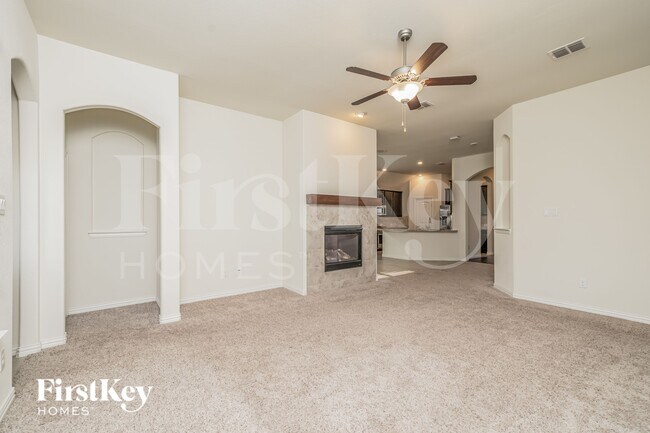 Foto del edificio - 805 Joaquin Wy