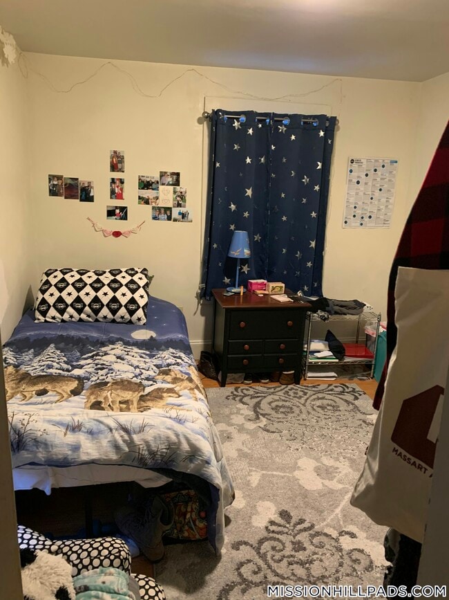 Foto del edificio - 2 Shepherd Ave