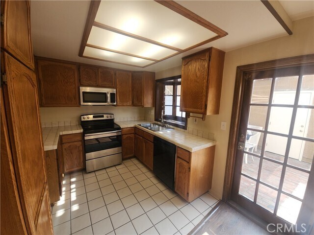 Building Photo - 4912 Pearce Drive
