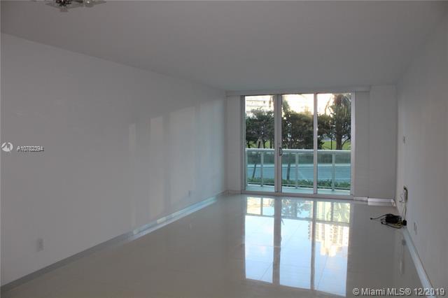 Foto del edificio - 19370 Collins Ave