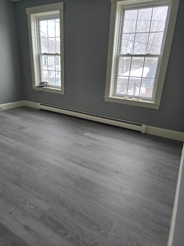 Building Photo - 186 Central St