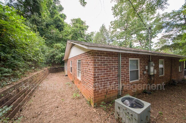 Foto del edificio - 717 Bennett St