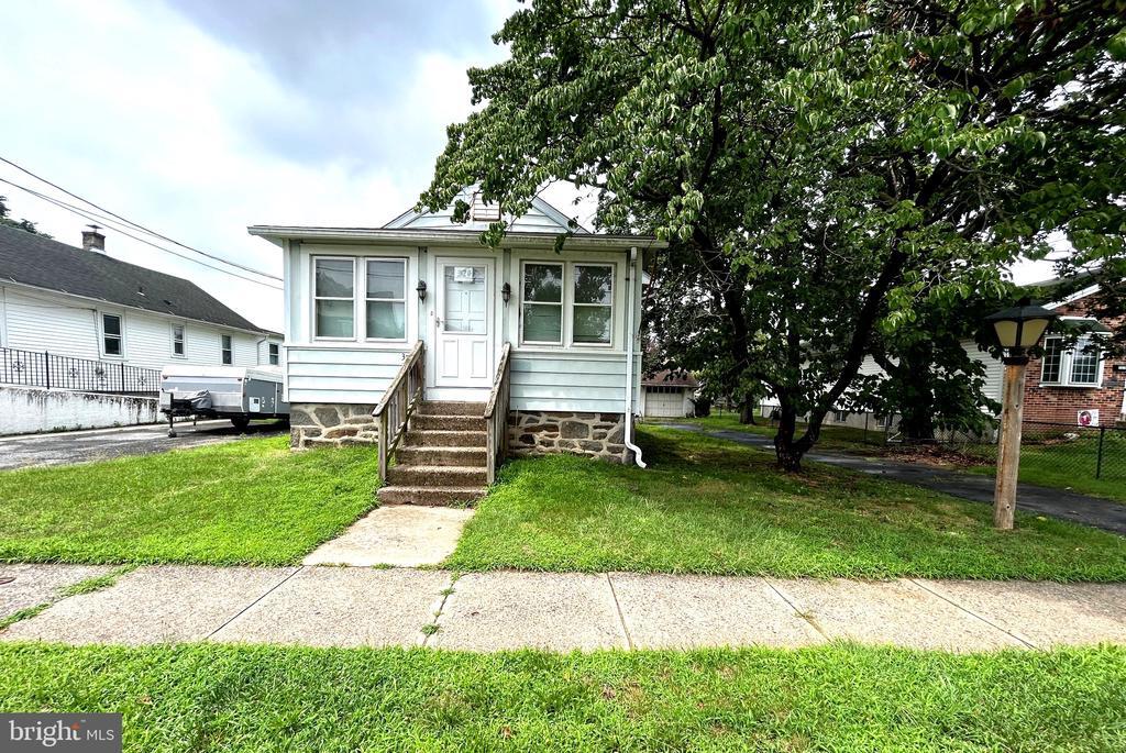 Primary Photo - 320 Printz Ave