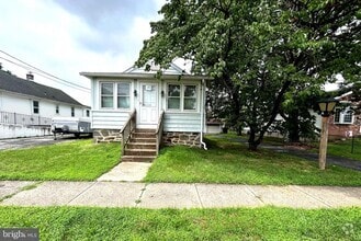Building Photo - 320 Printz Ave