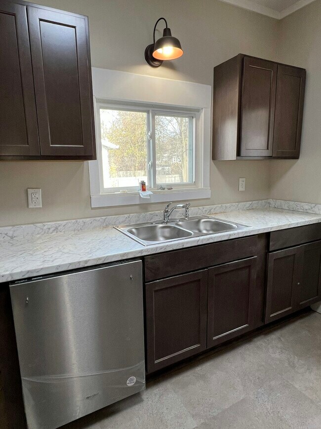 Foto del edificio - 814 Hall St