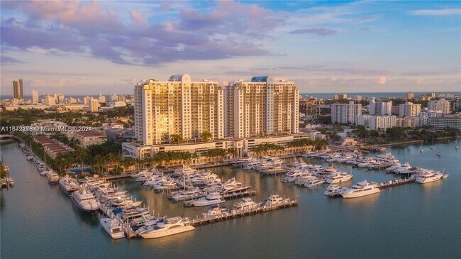 Foto del edificio - 1900 Sunset Harbour Dr