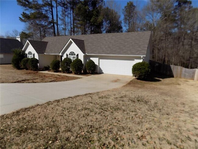 Building Photo - 2625 Hidden Creek Dr SW