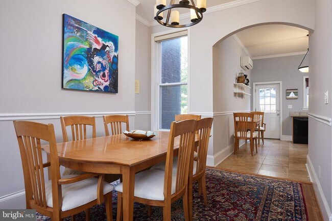 Foto del edificio - 469 Florida Ave NW