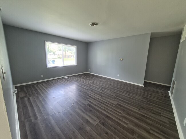 Foto del edificio - 3921 Malibu Dr