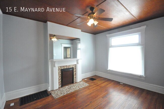 Building Photo - 15 E Maynard Ave