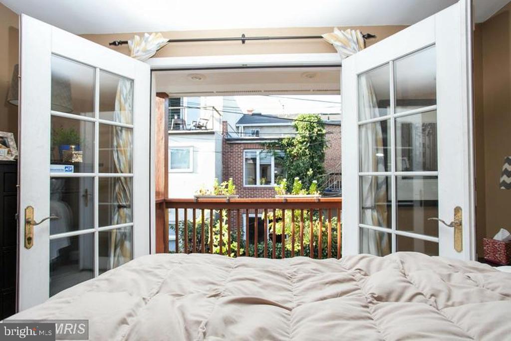 Foto principal - 6 E Hamburg St