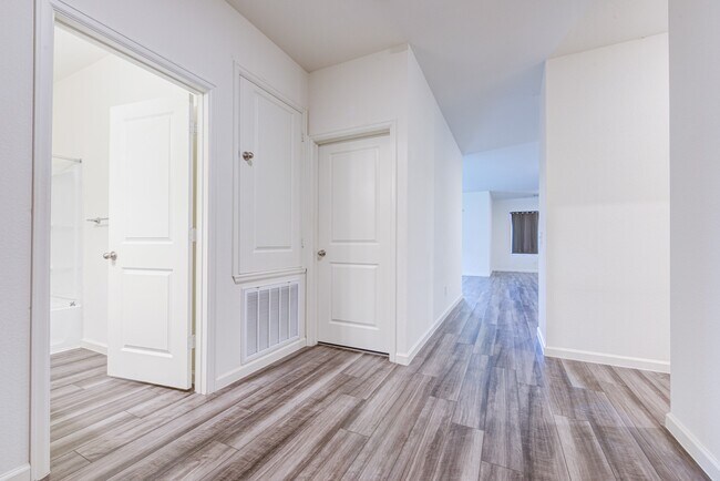 Foto del edificio - 1005 Blue Beech Ln