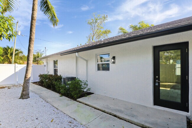 Foto del edificio - 138 SW 5th Ave