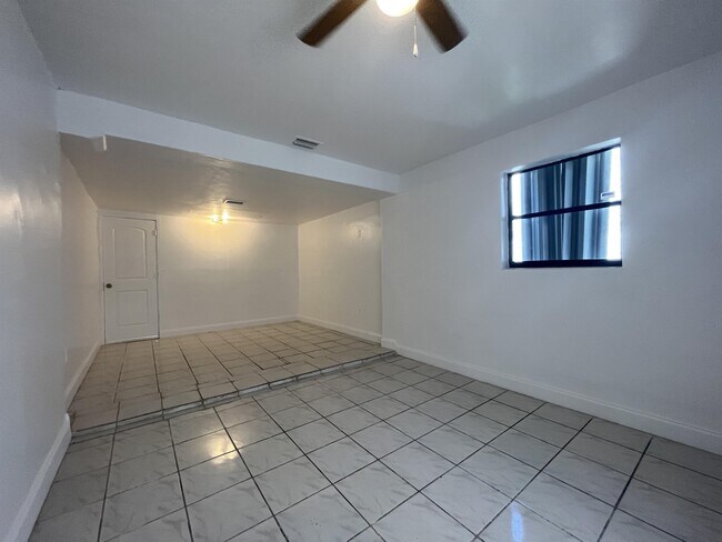 Foto del edificio - 10005 SW 214th St