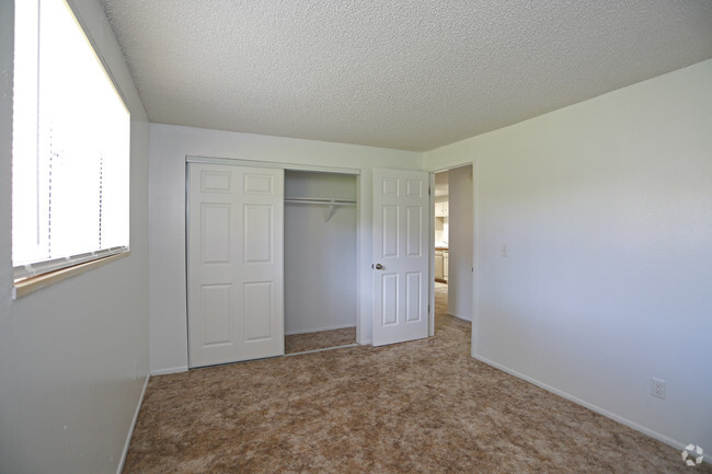 2HAB, 1BA - 850 ft² - Centennial Place