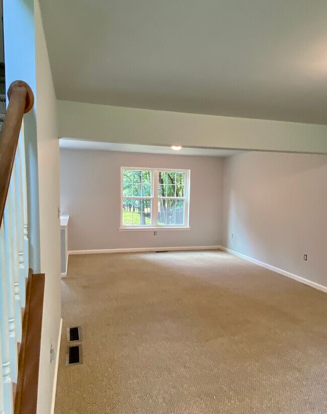Building Photo - 51 White Birch Way