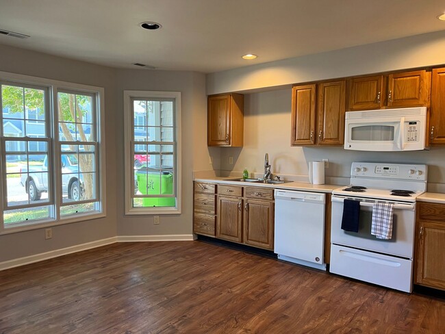Building Photo - YEAR-ROUND UNFURNISHED RENTAL