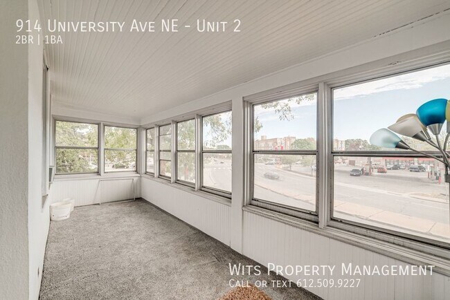 Foto del edificio - 2 Bedroom Upper Duplex Located in the Hear...