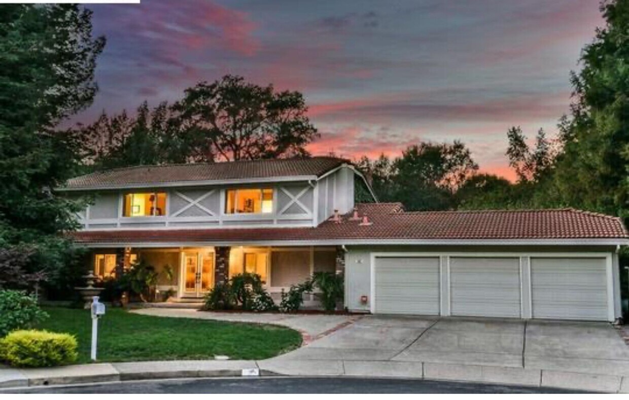 Primary Photo - Danville private Oasis 5 bd / 3 ba. Creek ...