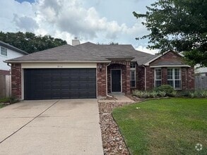Building Photo - 9714 Chiselhurst Dr