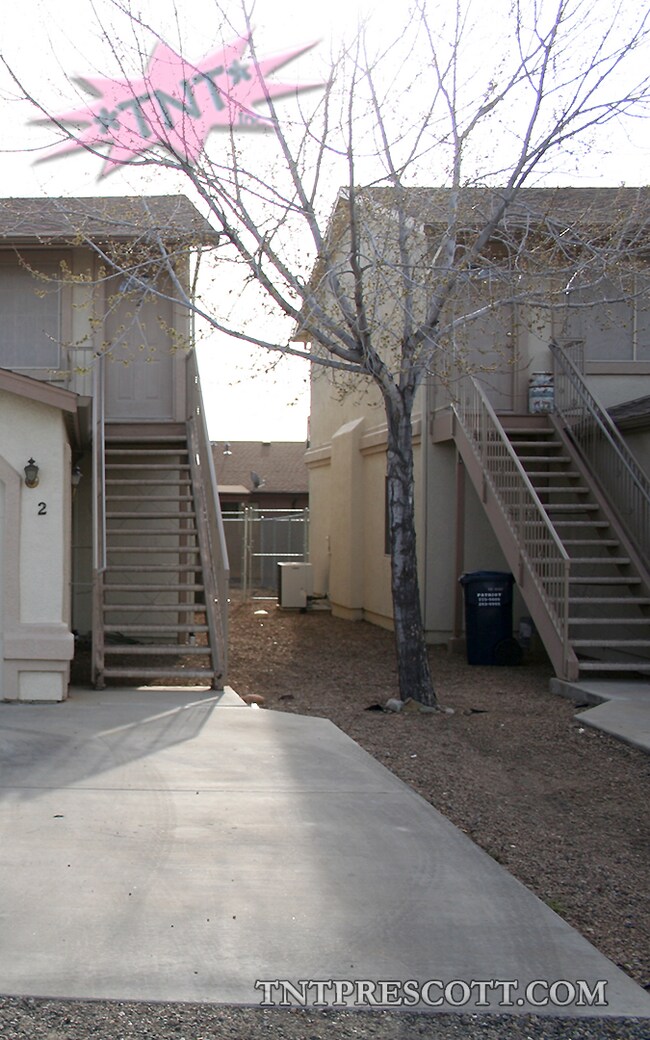 Foto del edificio - 4601 N Carla Vista Dr