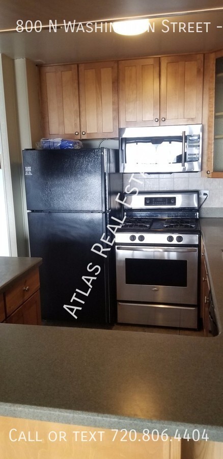 Building Photo - 1 bed in the heart of Capitol Hill. 9th fl...