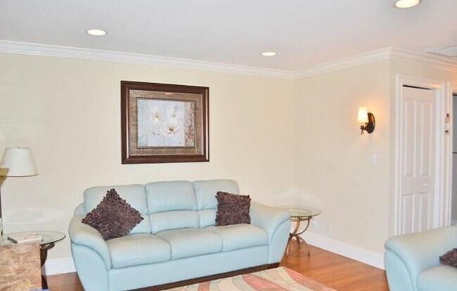 Foto del edificio - 1065 Gulf Shore Blvd N