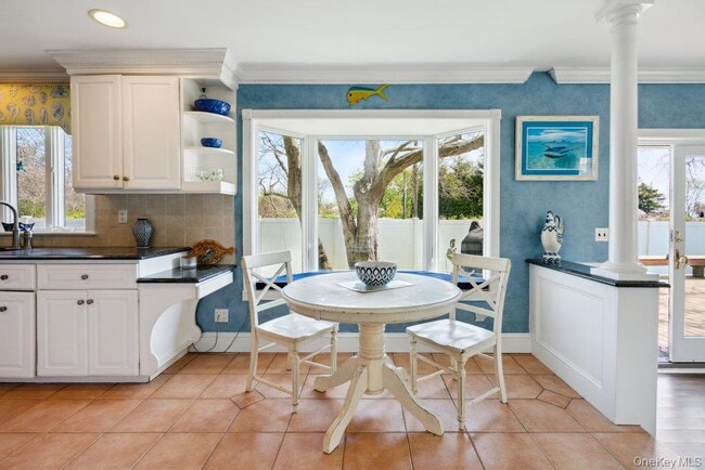 Building Photo - 30 Consuelo Pl