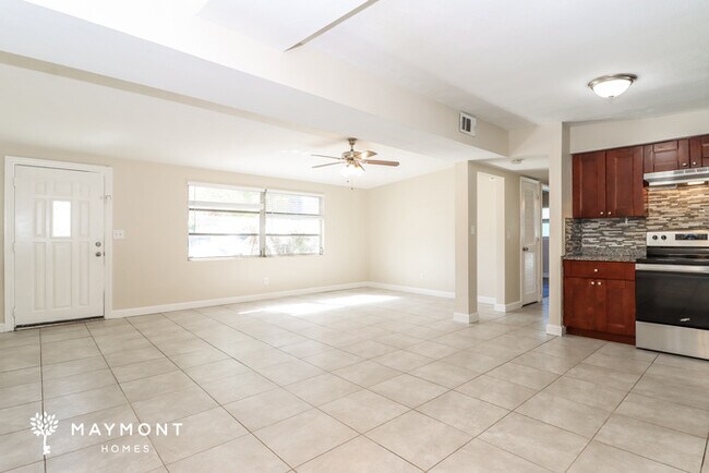 Foto del edificio - 2250 Norman Dr