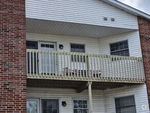 Building Photo - 551 Leah Ln