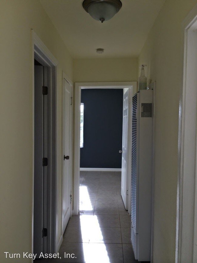 Building Photo - 3808 Natoma Way