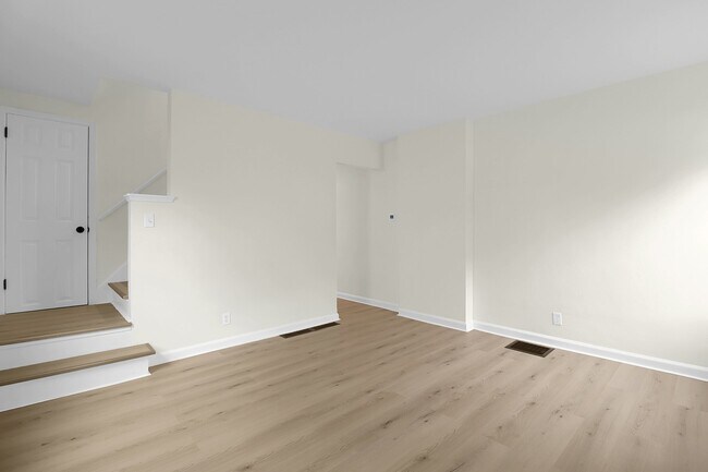 Foto del edificio - 1688 E Whittier St