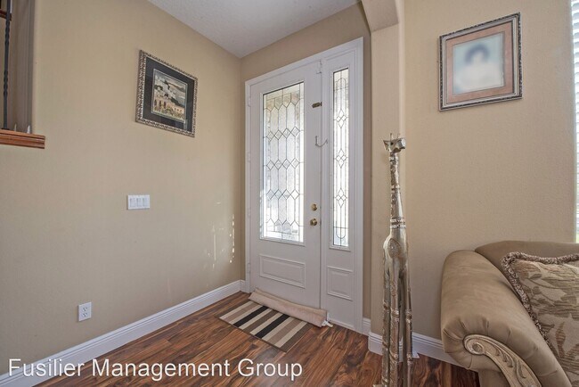 Foto del edificio - 4 br, 2 bath House - 1938 Cedar Lake Drive