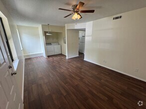 Building Photo - 2575 Case St