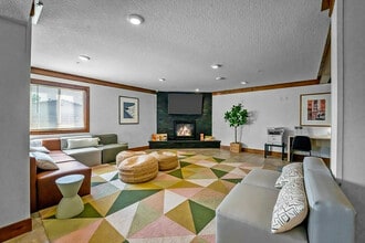Building Photo - The Grove at Mankato