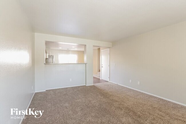 Building Photo - 10436 Coyote Cub Ave
