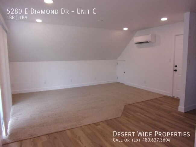 Foto del edificio - 5280 Diamond Dr