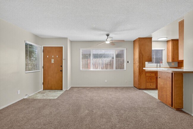 Foto del edificio - 1030 Grand Ave