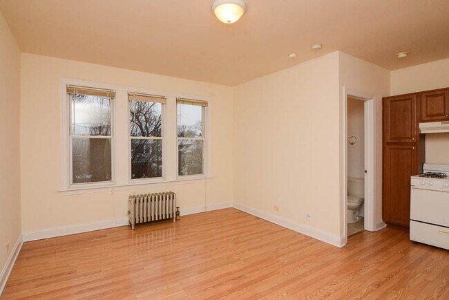 Foto del edificio - 2600 N Kimball Ave