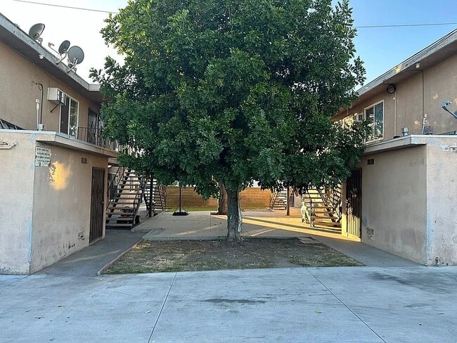 Photo - 14424 Flallon Ave (Norwalk, CA) Apartment