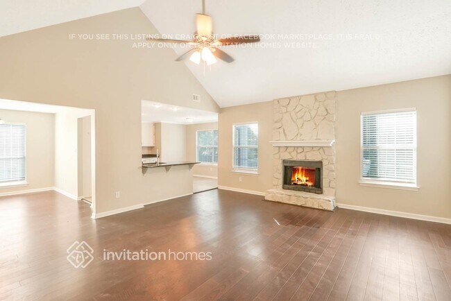 Foto del edificio - 195 River Trace Ct