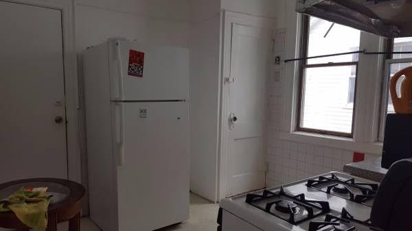 Primary Photo - 84-25 161st Ave